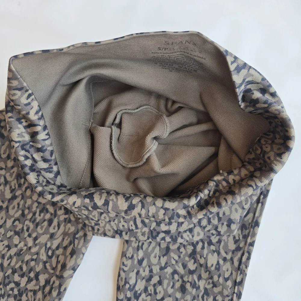 SPANX Look At Me Now Animal Leopard Print High Waisted Rise Leggings Small - Picture 7 of 11